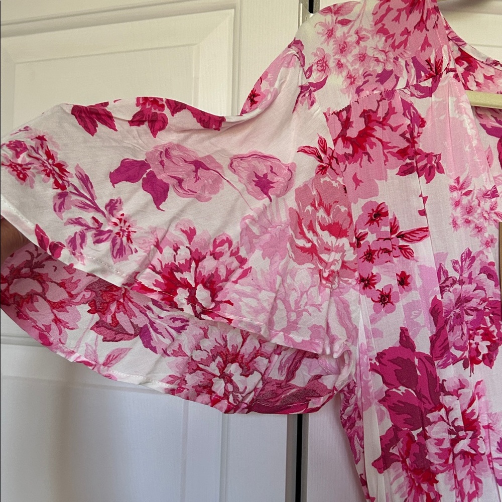 Chic Pink Floral Maxi Dress - Picture 6 of 14